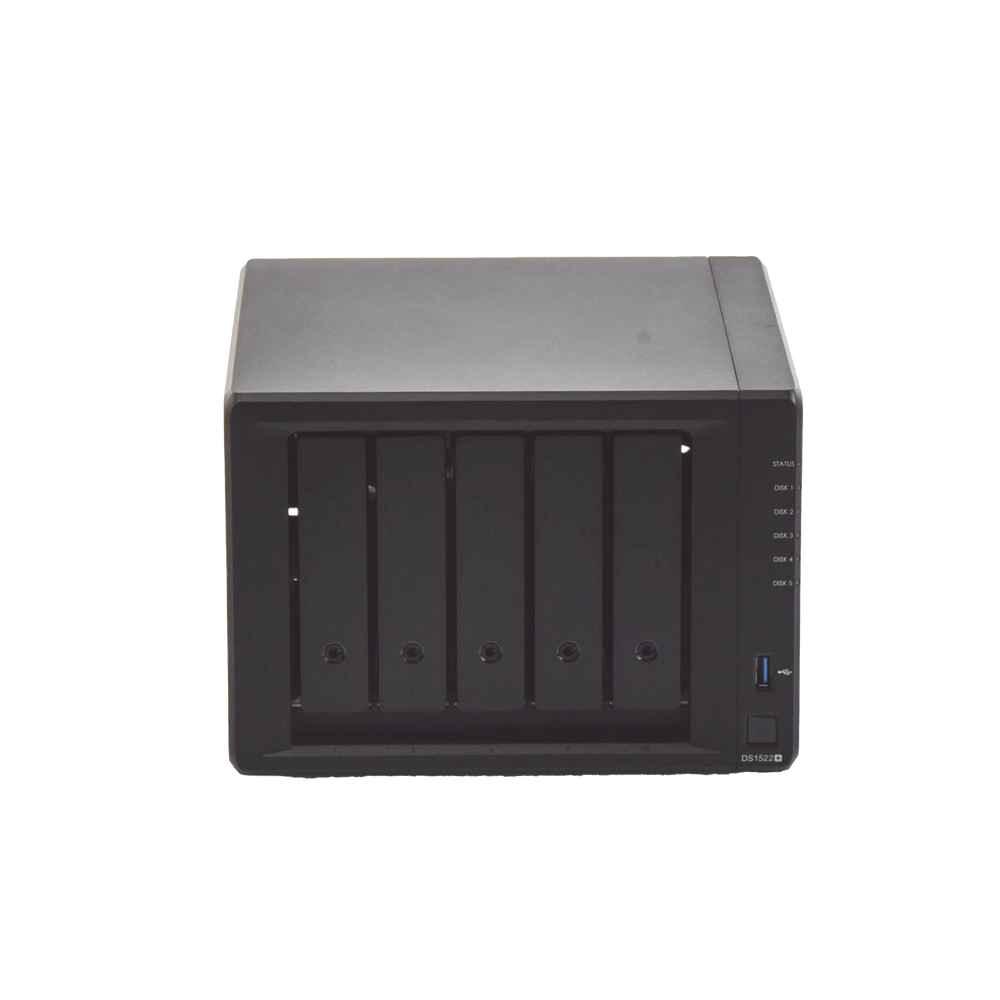 Servidor NAS de escritorio de 5 bahias / Expandible a 15 bahías / 8GB de RAM