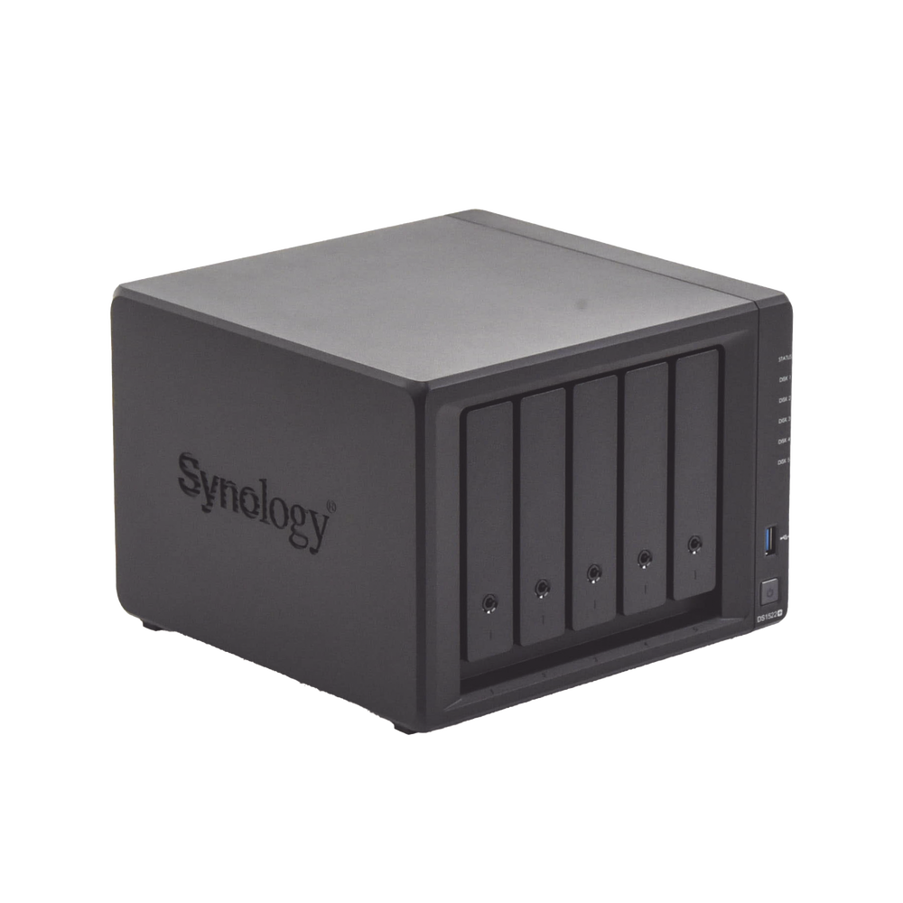 Servidor NAS de escritorio de 5 bahias / Expandible a 15 bahías / 8GB de RAM
