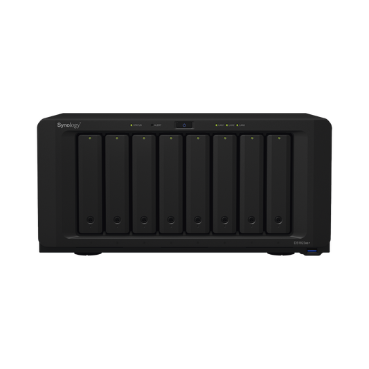 Servidor NAS de escritorio con 8 bahías / Expansible a 18 bahías / Hasta 256 TB / 4GB de RAM