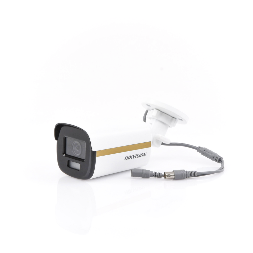 Bala TURBOHD 4K/ Imagen a color 24/7 / Lente 3.6 mm / METAL / Luz Blanca 40 mts / Exterior IP67 /  WDR 130 dB