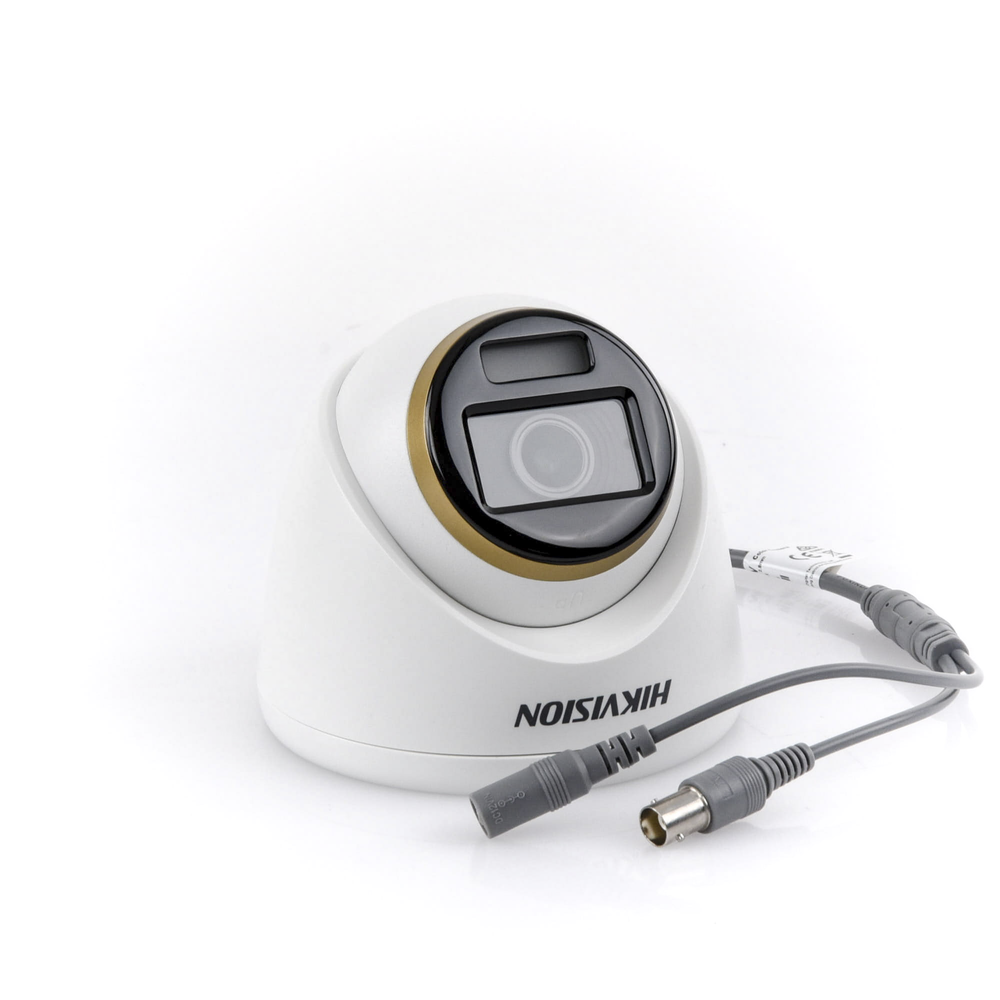Turret TURBOHD 4K / Imagen a color 24/7 / Lente 2.8 mm / Luz Blanca 40 mts / Exterior IP67 / WDR 130 dB