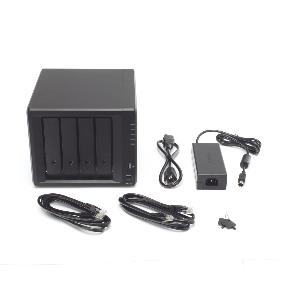 Servidor NAS de 4 Bahías (Expandible a 9 Bahías) / Hasta 162 TB / Servicio Nube Gratis (P2P) / Administración Remota y Respaldo Programado