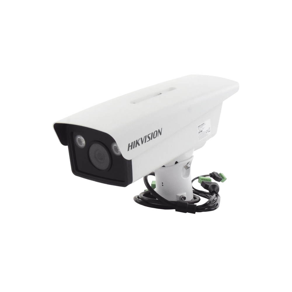 Cámara IP 4 Megapixel / Lente motorizado 3.1-6 mm / Reconocimiento y captura de Placas Vehiculares / IP67 / IK10