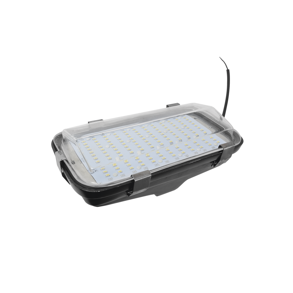 45-watt 12/24 VDC LED street lighting fixture with timer, 5040 Lm