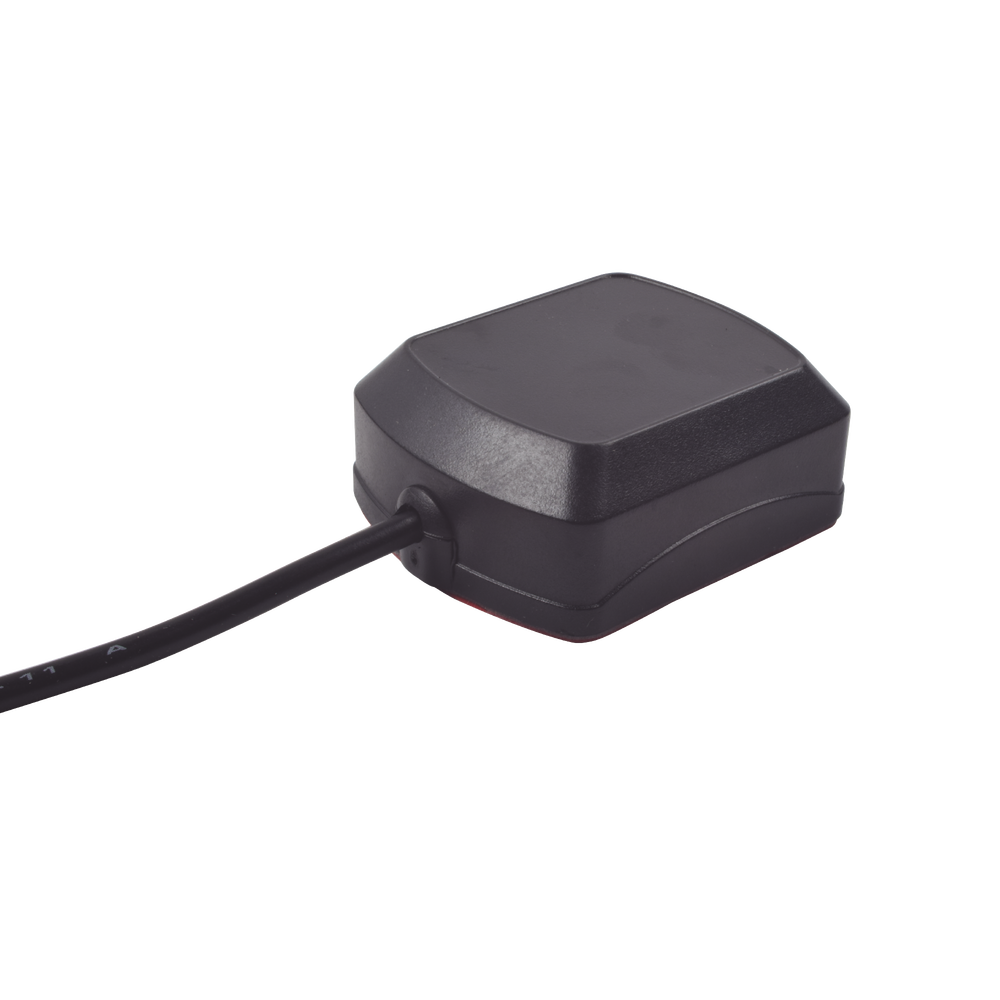2G vehicle tracker with IP67 protection and external satellite antenna