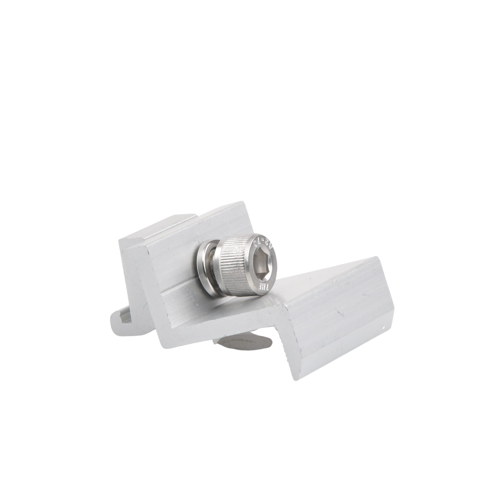 Sujetador final 30 mm para montaje de paneles solares en riel7
