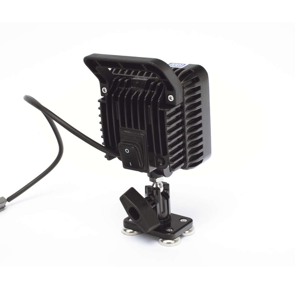 Lámpara de trabajo de 9 led, montaje giratorio magnético, 12-24 Vcd, 1300 Lumenes