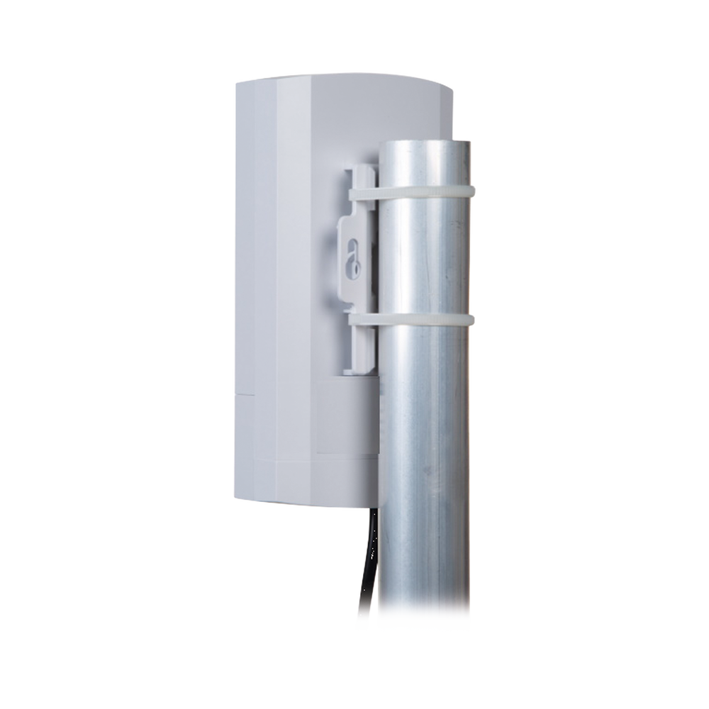 2.4 GHz outdoor wireless hotspot, 8 dBi sector antennas, 75 Mbps throughput, ideal for selling Internet access codes