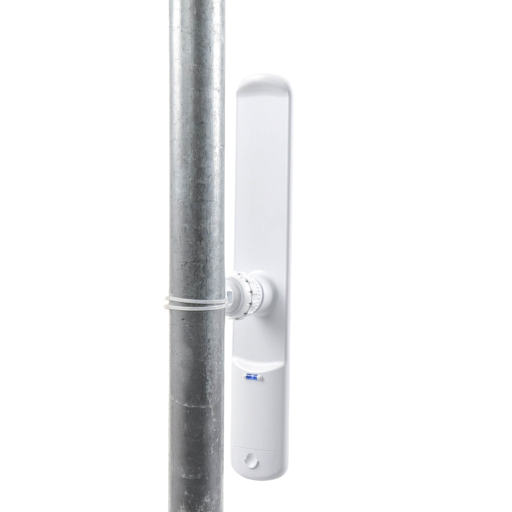 2x2 MIMO airMAX LiteAP AC Base Station up to 450 Mbps, 5 GHz (5150 - 5875 MHz) with integrated 16 dBi antenna and 120-degree coverage
