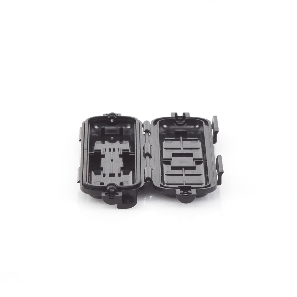 Mini outdoor box with IP65 protection for use with SC Simplex or LC Duplex couplers (not included)