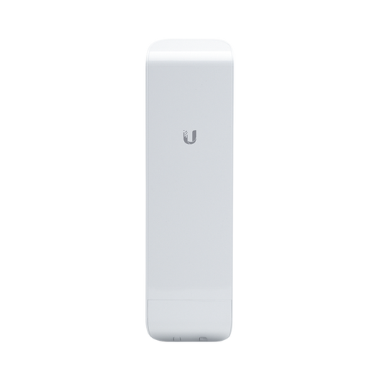 NanoStation airMAX M365, hasta 150 Mbps, frecuencia 3.65 GHz (3650-3675 MHz) con antena integrada de 13 dBi