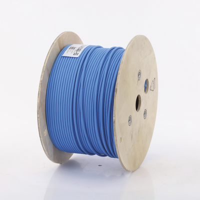 Bobina de Cable UTP de 4 Pares, Vari-MaTriX, Cat6A, 23 AWG, LSZH (Libre de Gases Tóxicos), Color Azul, 305m