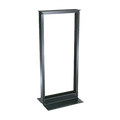 Rack de Dos Postes Estándar de 19 in, Rieles Numerados y Roscados #12-24, Fabricado en Aluminio, 24 Unidades de Rack, Color Negro