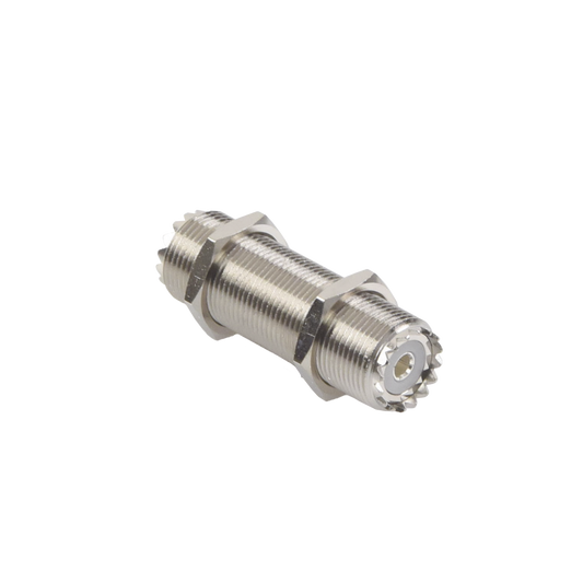 Adaptador Pasamuros de Doble UHF Hembra (SO-239), Montaje para Panel con Rosca Estándar.