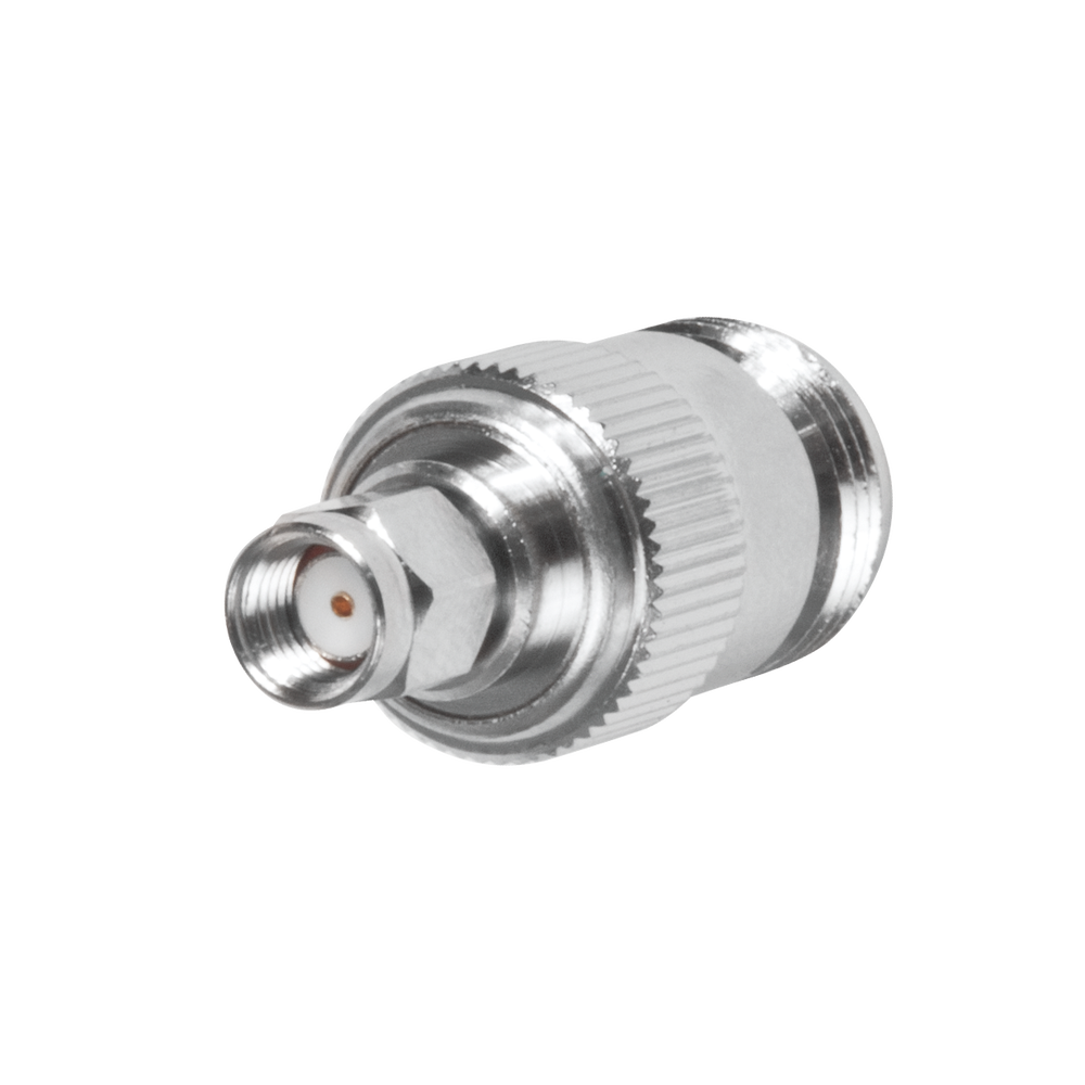 Adaptador en Línea, de Conector SMA Macho Inverso a N Hembra, Níquel/ Oro/ Teflón.