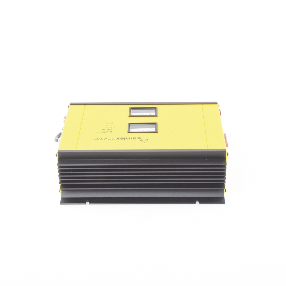 Cargador de Baterías de Plomo Ácido 24 Volts, 25 A con Función de Respaldo de Energía en CD