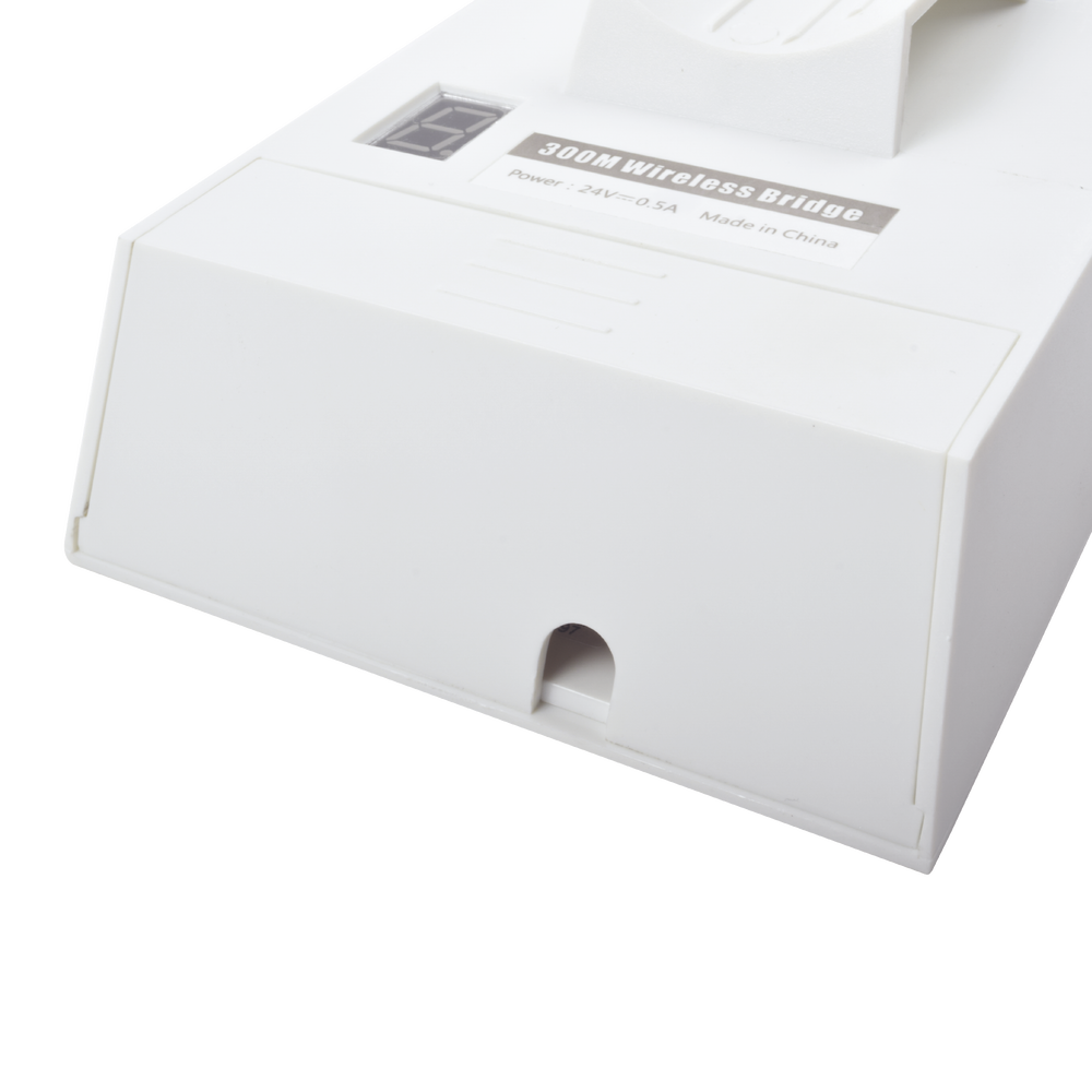 2.4GHz access point with integrated 8DB antenna