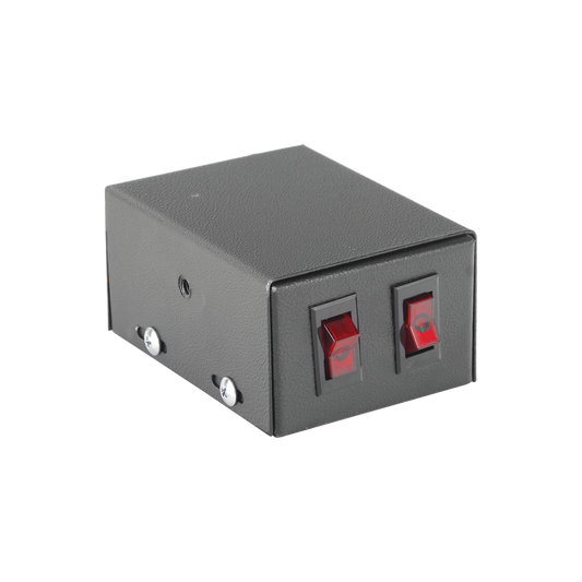 Gabinete metálico con 2 interruptores iluminados para barra de luces