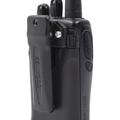 440-480 MHz, Práctico y Ligero, MIL-STD-810, 16 Canales, DTMF, IP54, VOX, Scan, Incluye antena, batería, cargador y clip