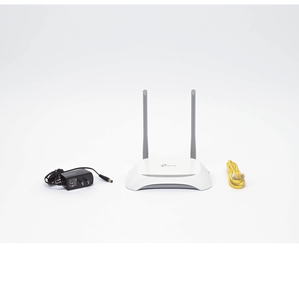 Wireless Router for WISP with customizable factory settings, 2.4 GHz, 300 Mbps, 4 10/100 Mbps LAN ports, 1 10/100 Mbps WAN port, bandwidth control