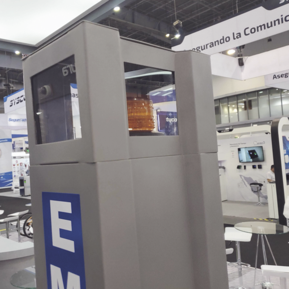 Tower-type cabinet for Alert System using Fanvil I12-N-01P equipment and strobe (Not included).