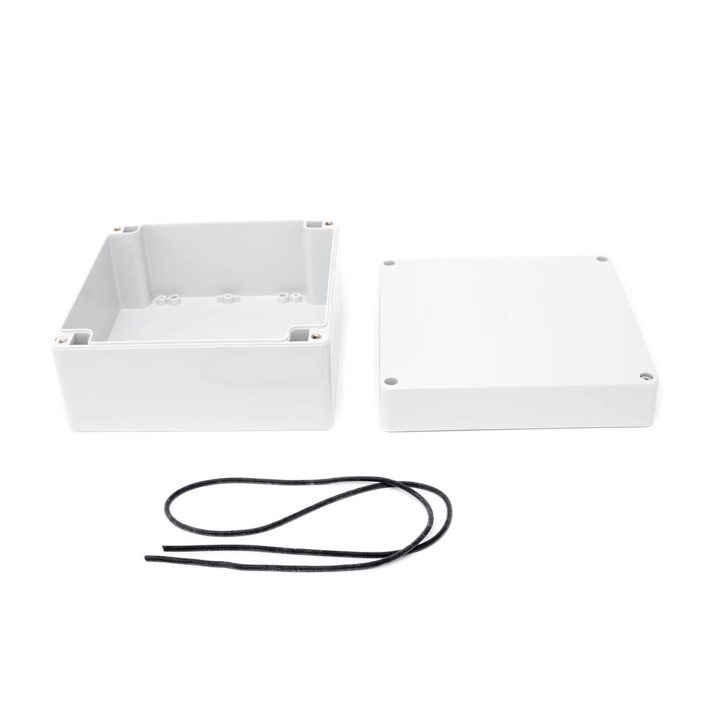 Gabinete Plástico para Exterior (IP65) de 160 x 160 x 90 mm Cierre por Tornillos.