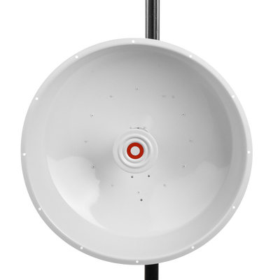 Antena direccional de alta resistencia, Ganancia 30 dBi, (4.9 -6.4 GHz), Plato hondo para mayor inmunidad al ruido, Cone