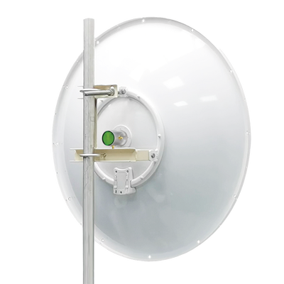 Antena direccional de 3ft, 4.9 a 7.1 GHz, Ganancia 34 dBi, Conectores N-hembra, Polarización doble, incluye montaje para