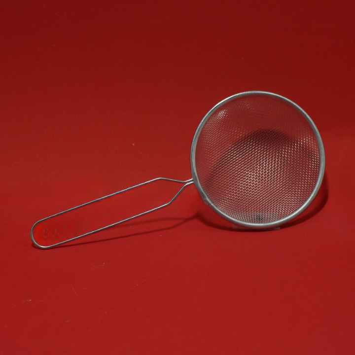 Colador metalico 10cm