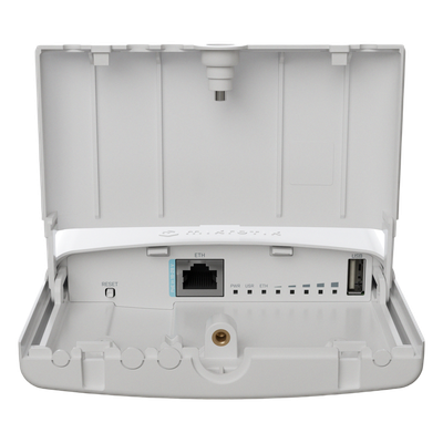 NetBox 5 ax (RouterOS L4), WiFi 6 ax