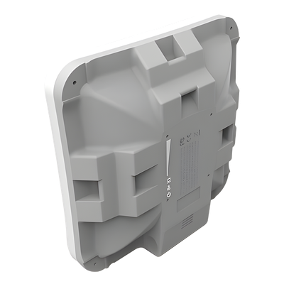 (SXTsq 5 ac) Cliente y PtP en 5GHZ 802.11 a/n/ac con antena de 16 dBi de 23°, Hasta 316 mW de Potencia