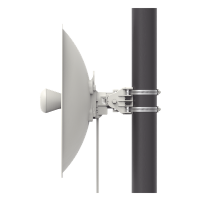 ePMP Force 200L para zonas con alta interferencia, hasta 200 Mbps, 4910 - 5970 MHz, 802.11n, Antena de 25 dBi, latencia 