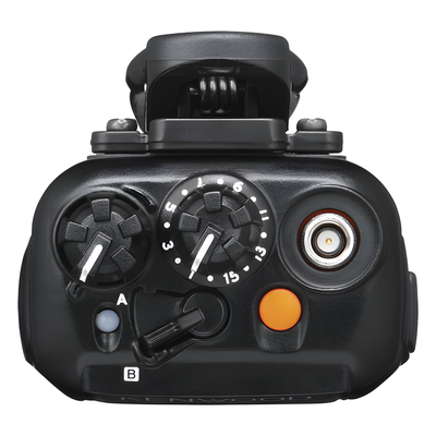 380-470 MHz, Digital NXDN-DMR-Analógico, 5 W, Bluetooth, GPS, MicroSD, 1024 Canales, Incluye Batería, cargador, antena, 