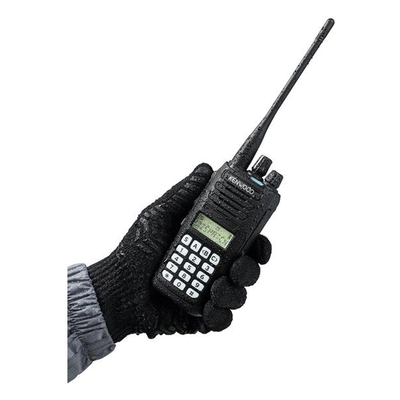 450-520 MHz, Digital NXDN-Analógico, DTMF, IP67, 5 Watts, 260 Canales, Roaming, Encriptación, Inc. antena, batería, carg