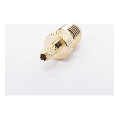 Conector SMA Hembra Inverso de anillo plegable para cable RG-174/U, BELDEN 8216.