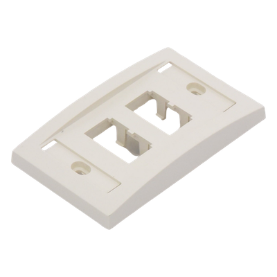 Placa de Pared Vertical Ejecutiva, Salida Para 4 Puertos Mini-Com, Con Espacios Para Etiquetas, Color Blanco Mate